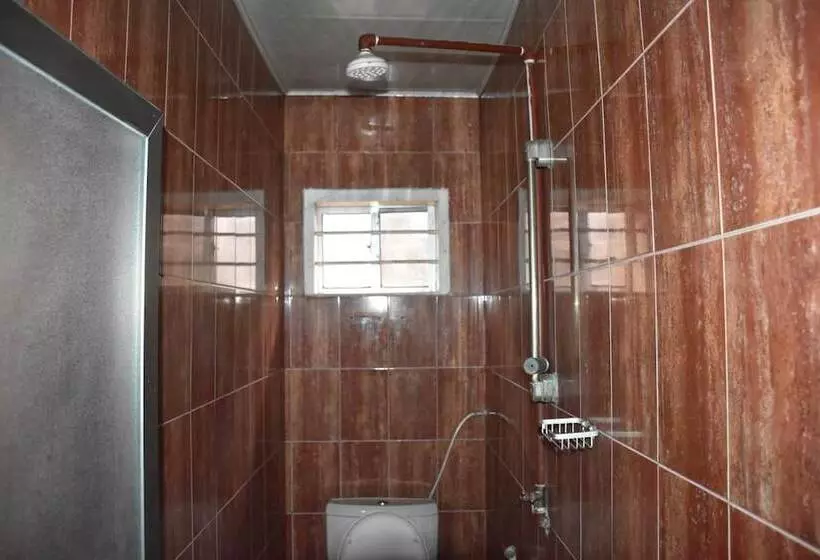 تختخواب و صبحانه Kituri Royal Inn
