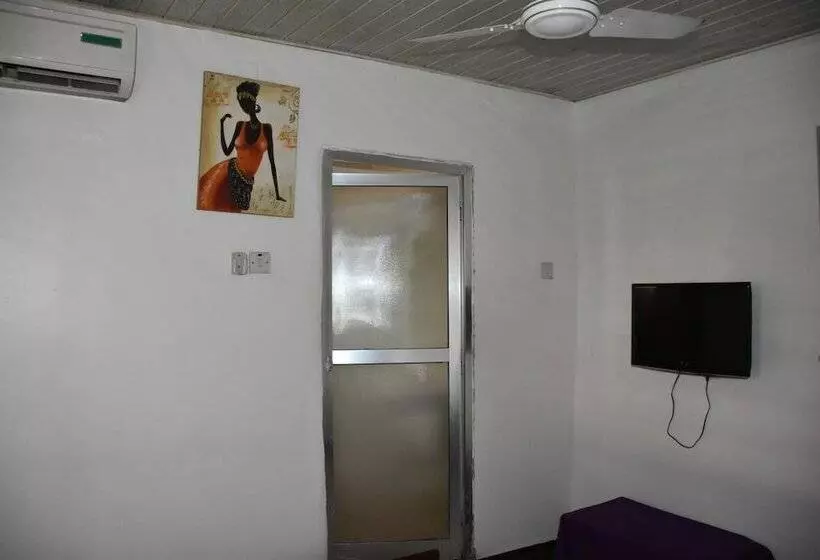 تختخواب و صبحانه Kituri Royal Inn