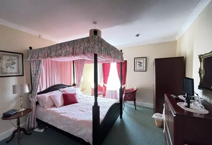 Aamiaismajoitus (B&B) White Court Llandudno