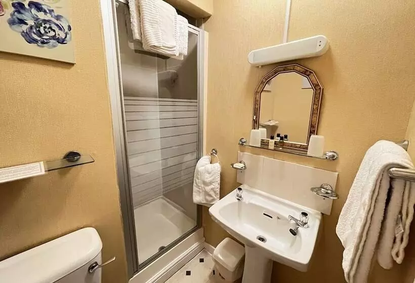 Aamiaismajoitus (B&B) White Court Llandudno