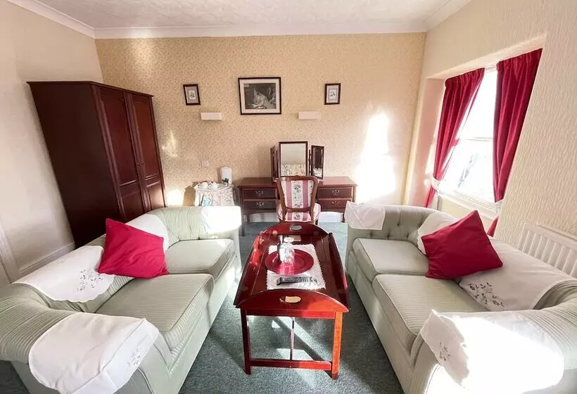 Aamiaismajoitus (B&B) White Court Llandudno