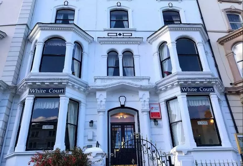 Aamiaismajoitus (B&B) White Court Llandudno