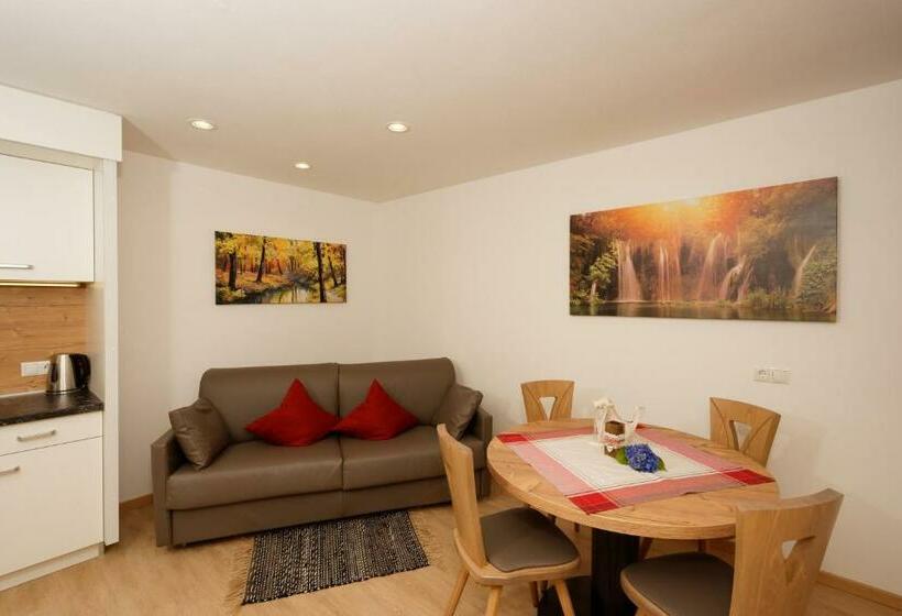 酒店 / App. Garber