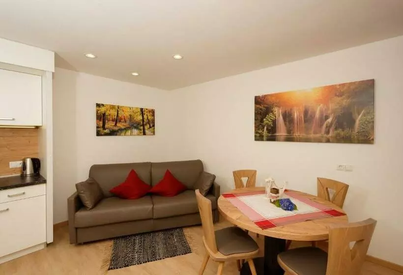 Hotelli / App. Garber
