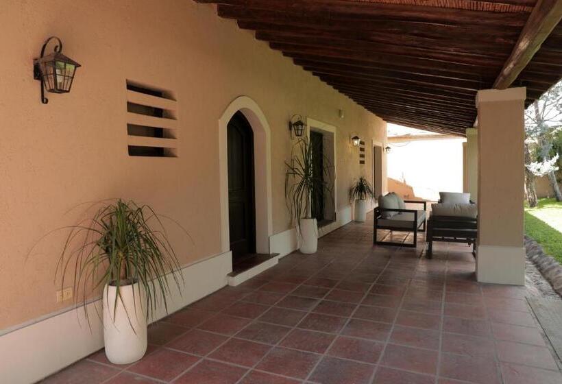 Casa Agostino Luxury Wine And Hotel In Bodega Agostino