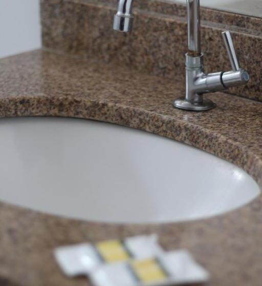 هتل Oscar Econômico Montes Claros