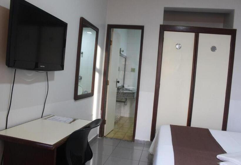 هتل Oscar Econômico Montes Claros