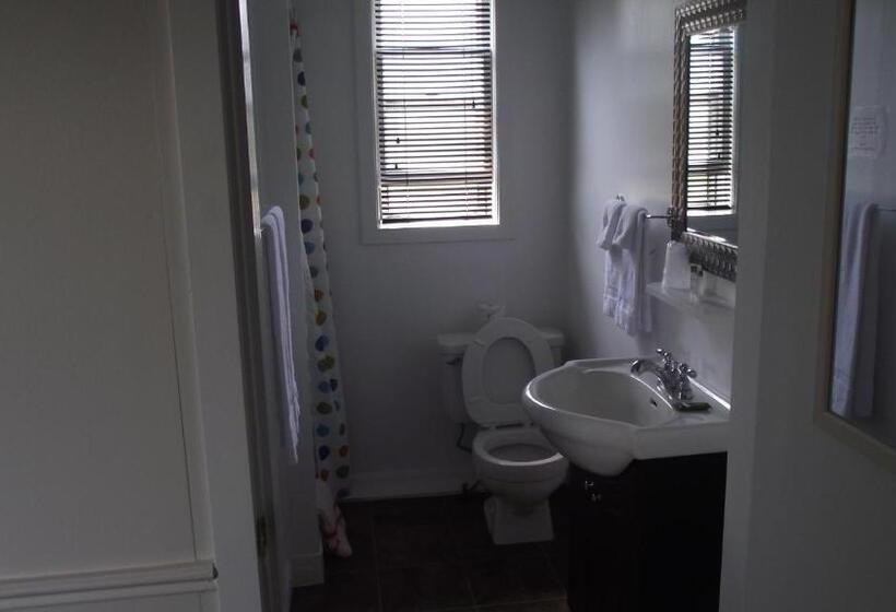 Orchard Queen Motel & Rv Park