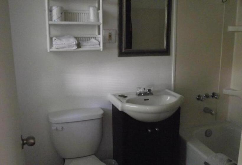 Orchard Queen Motel & Rv Park