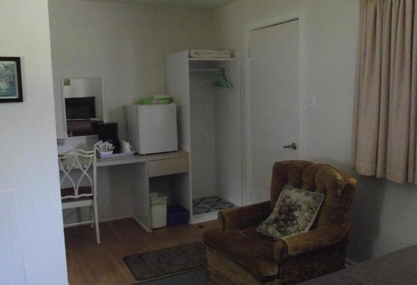 Orchard Queen Motel & Rv Park