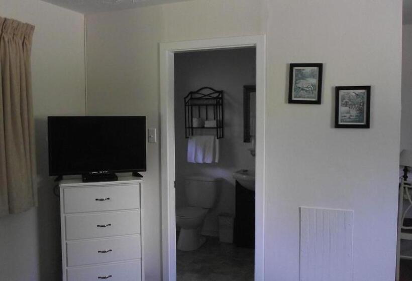 Orchard Queen Motel & Rv Park