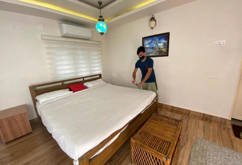 פנסיון Adams Cottage Kochi