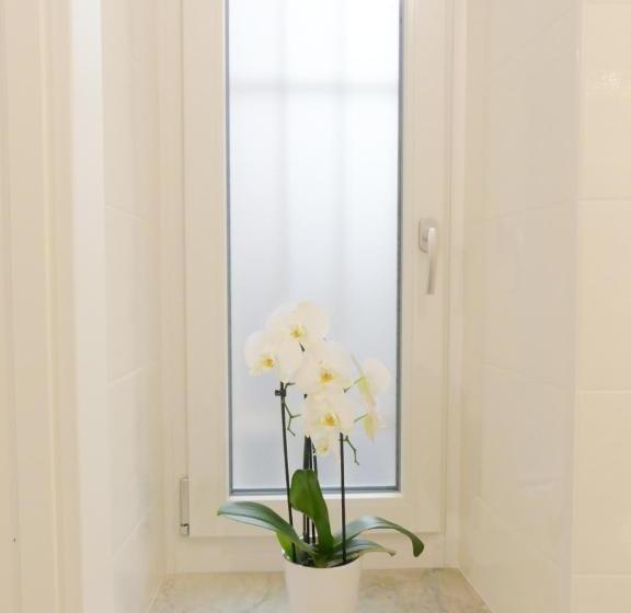 بنسيون Valentyna Rooms