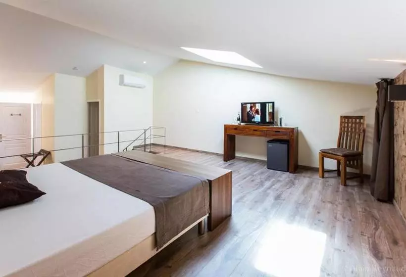 Aamiaismajoitus (B&B) Abbaye Sylva Plana