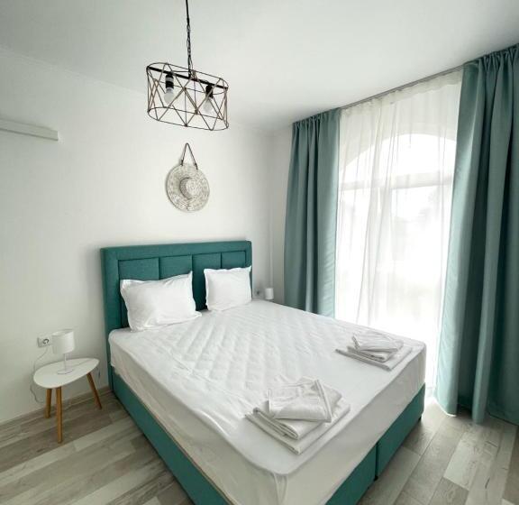 Izida Palace Apartments