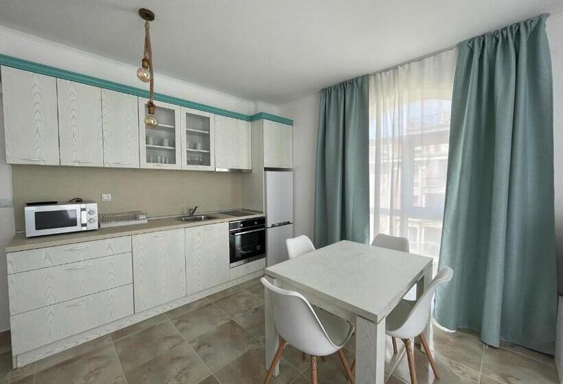 Izida Palace Apartments