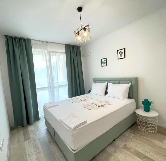 Izida Palace Apartments