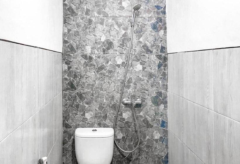 פנסיון Griya Gribig Guest House Mitra Reddoorz