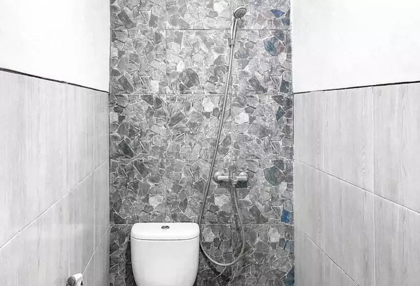 Majatalo Griya Gribig Guest House Mitra Reddoorz