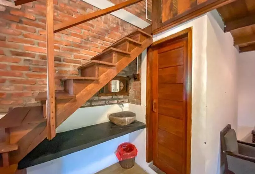 Majatalo Griya Gribig Guest House Mitra Reddoorz