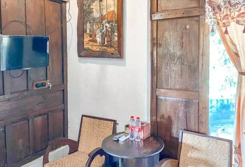 Majatalo Griya Gribig Guest House Mitra Reddoorz