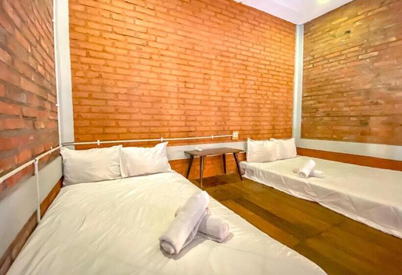 פנסיון Griya Gribig Guest House Mitra Reddoorz