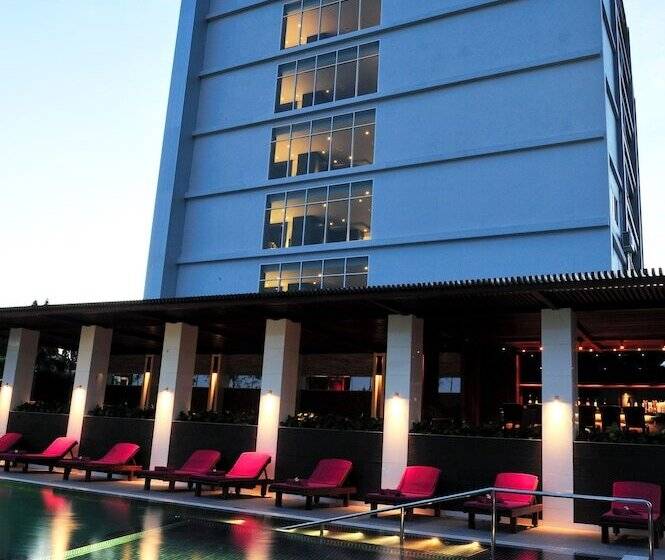 Szálloda Amaranth Suvarnabhumi