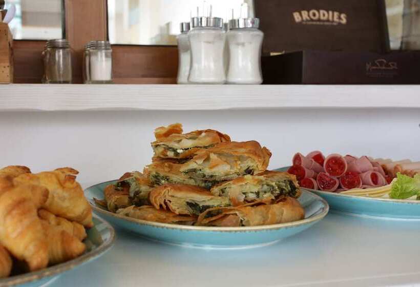 هتل Anny Residences & Suites