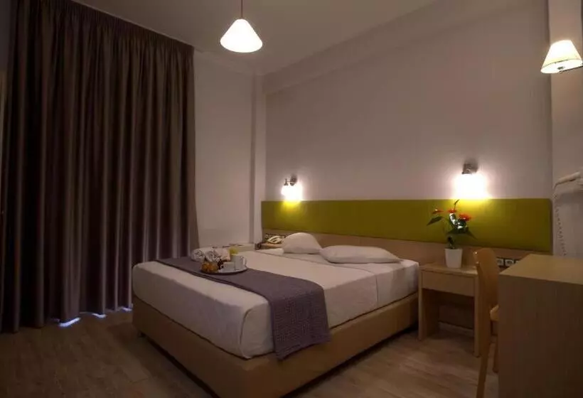 Отель Athens City