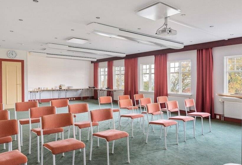 בית מלון כפרי Best Western Solhem