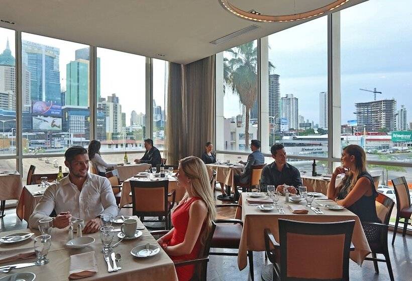 酒店 Courtyard By Marriott Panama Multiplaza Mall