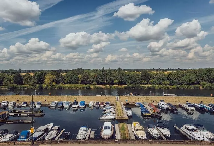 Отель Crowne Plaza London Kingston By Ihg