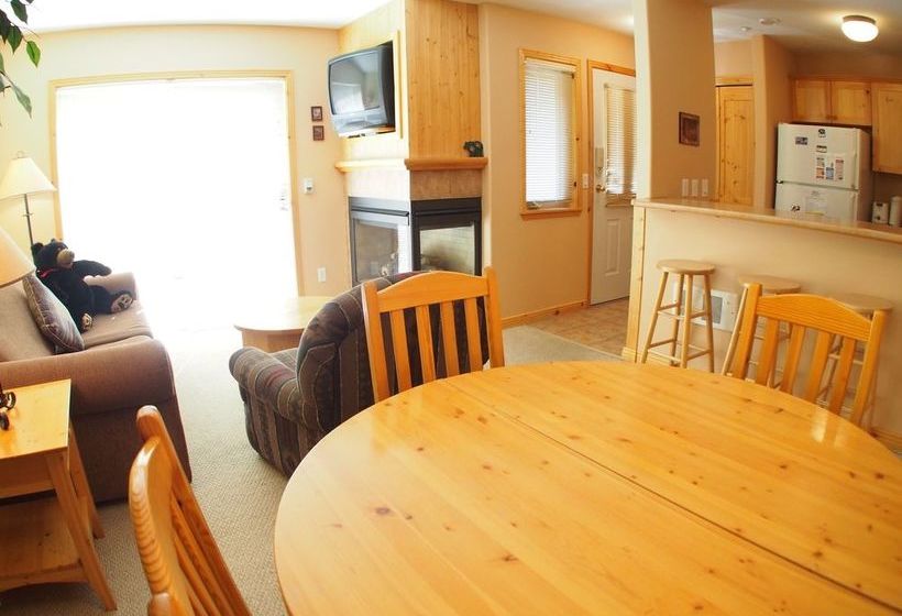 בית מלון כפרי Crystal Forest