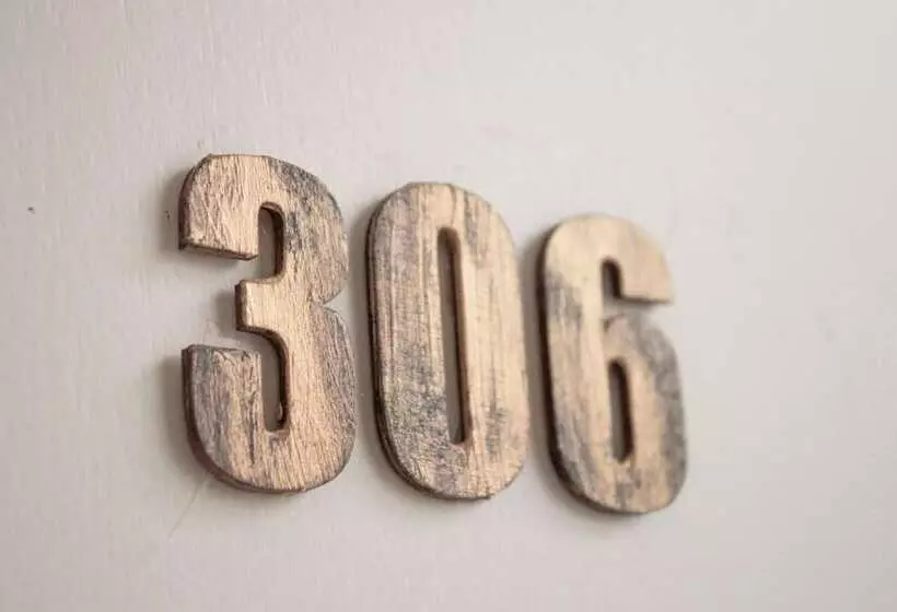 Отель Fonda Mitjà