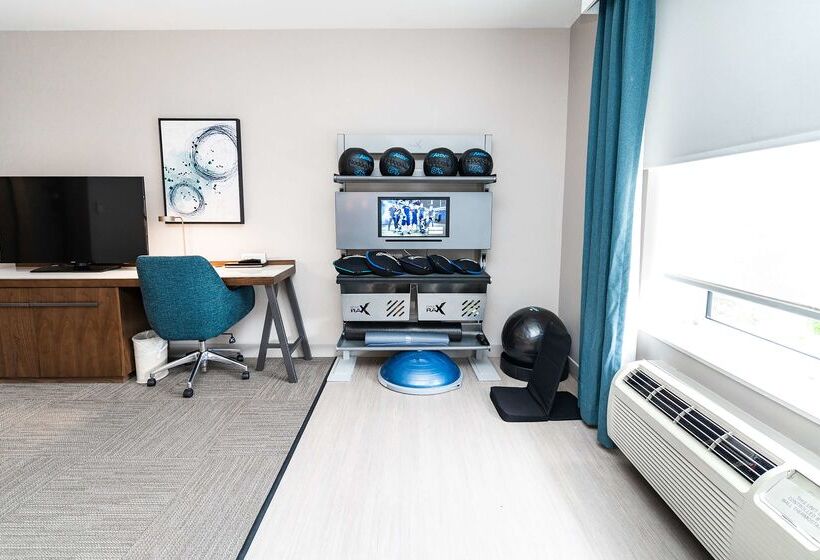 בית מלון כפרי Hilton Garden Inn Fairfax