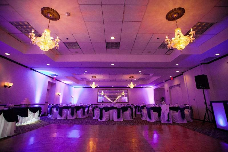 בית מלון כפרי Hilton Garden Inn Fairfax