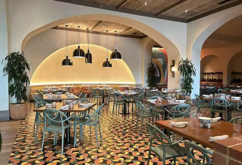 هتل Hilton Orlando