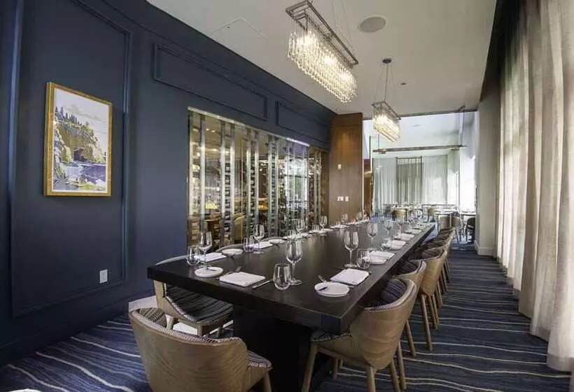 هتل Hilton Orlando