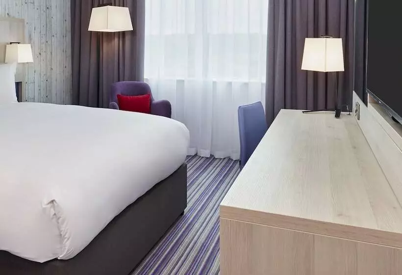 فندق Leonardo Swindon