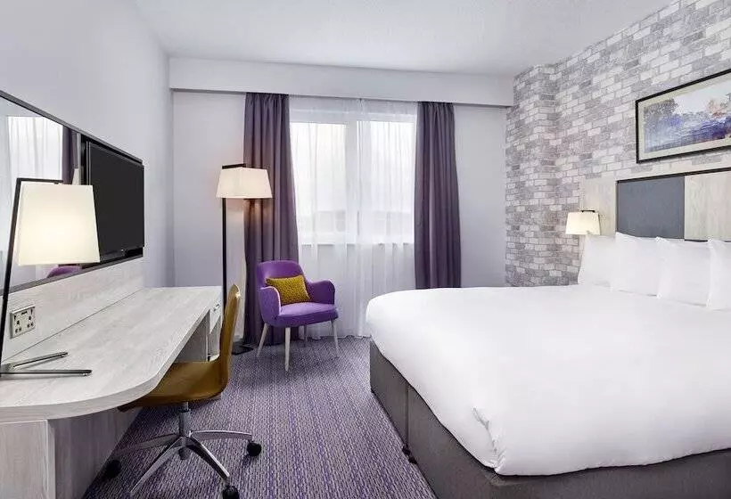 فندق Leonardo Swindon