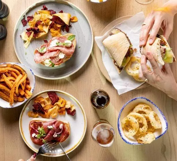 فندق Leonardo Swindon