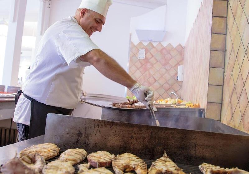 فندق Mangia S Selinunte Resort