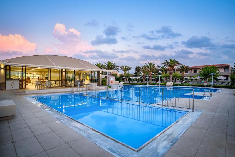 호텔 Marinos Beach