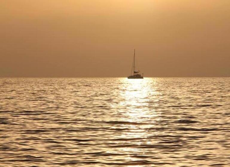 호텔 Marinos Beach