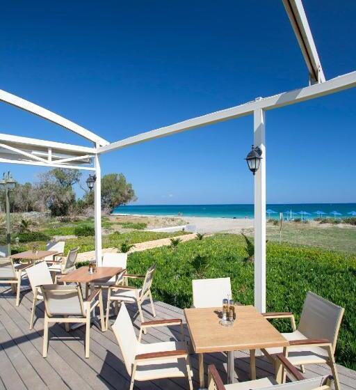 호텔 Marinos Beach