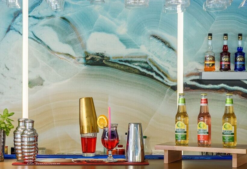 호텔 Marinos Beach