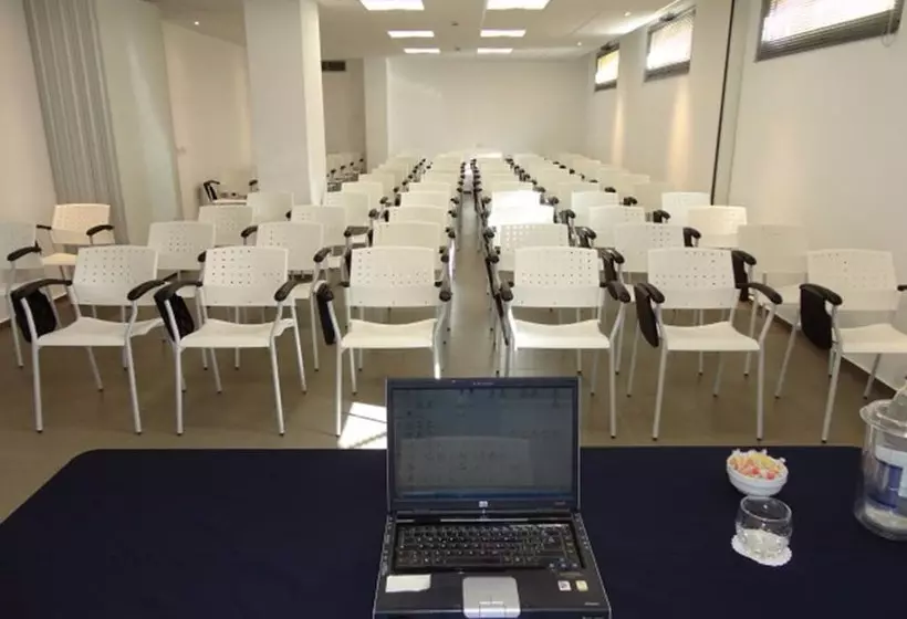 Hotelli Michelino 75 By The Sydney