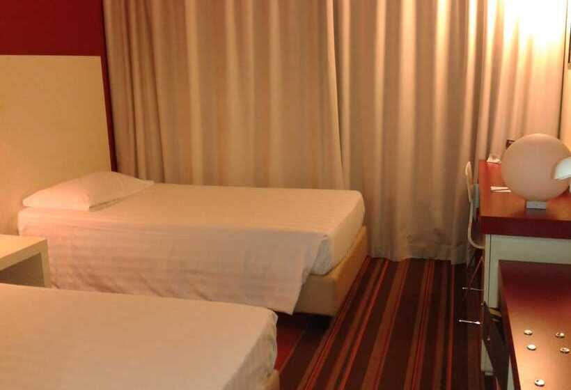 בית מלון כפרי Michelino 75 By The Sydney