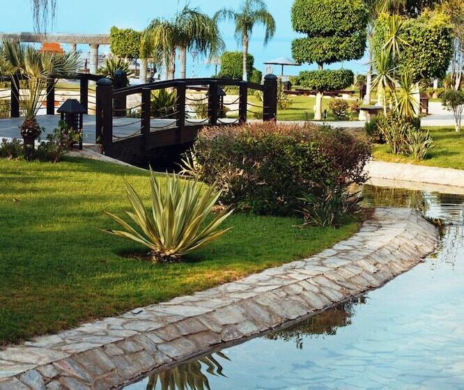 هتل Mövenpick Resort El Sokhna