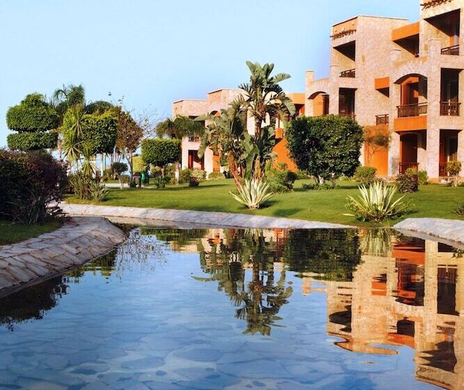 هتل Mövenpick Resort El Sokhna